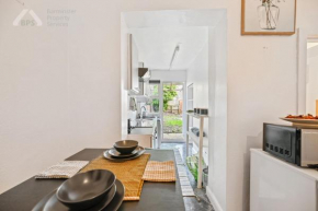 Cosy Tottenham Apartment Sleeps 4